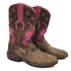 Macie Bean Pink Brown Pistol Guns Stars Boots 7.5